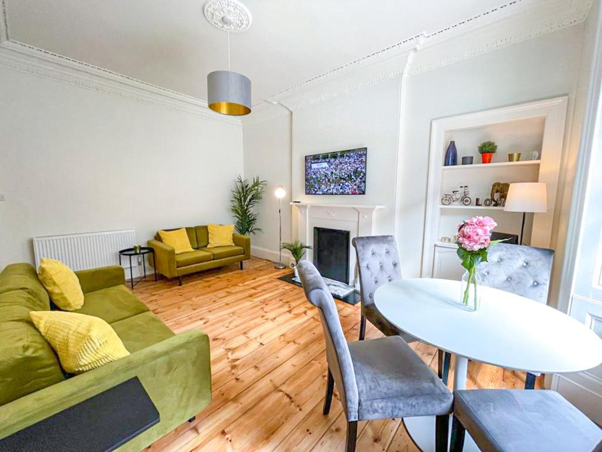 Desirable 2 Bed Apt Near Edinburgh Castle Buitenkant foto