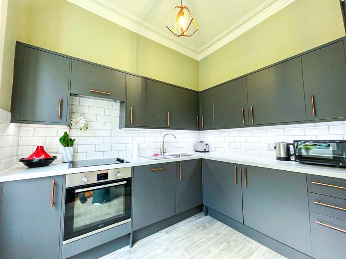 Desirable 2 Bed Apt Near Edinburgh Castle Buitenkant foto